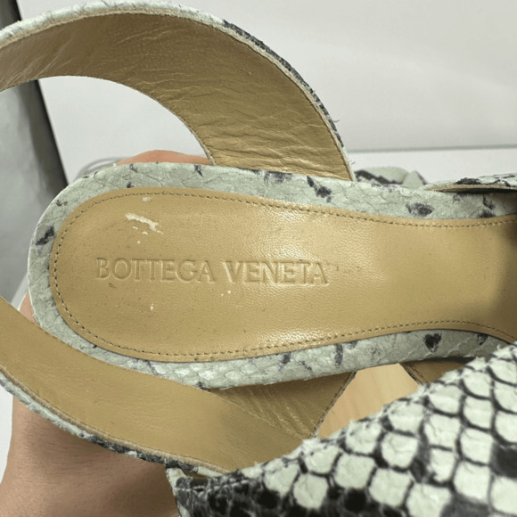 Bottega Veneta Snake Embossed Leather Platform Heels Tower Square Toe Pumps Sz40 - Picture 14 of 15